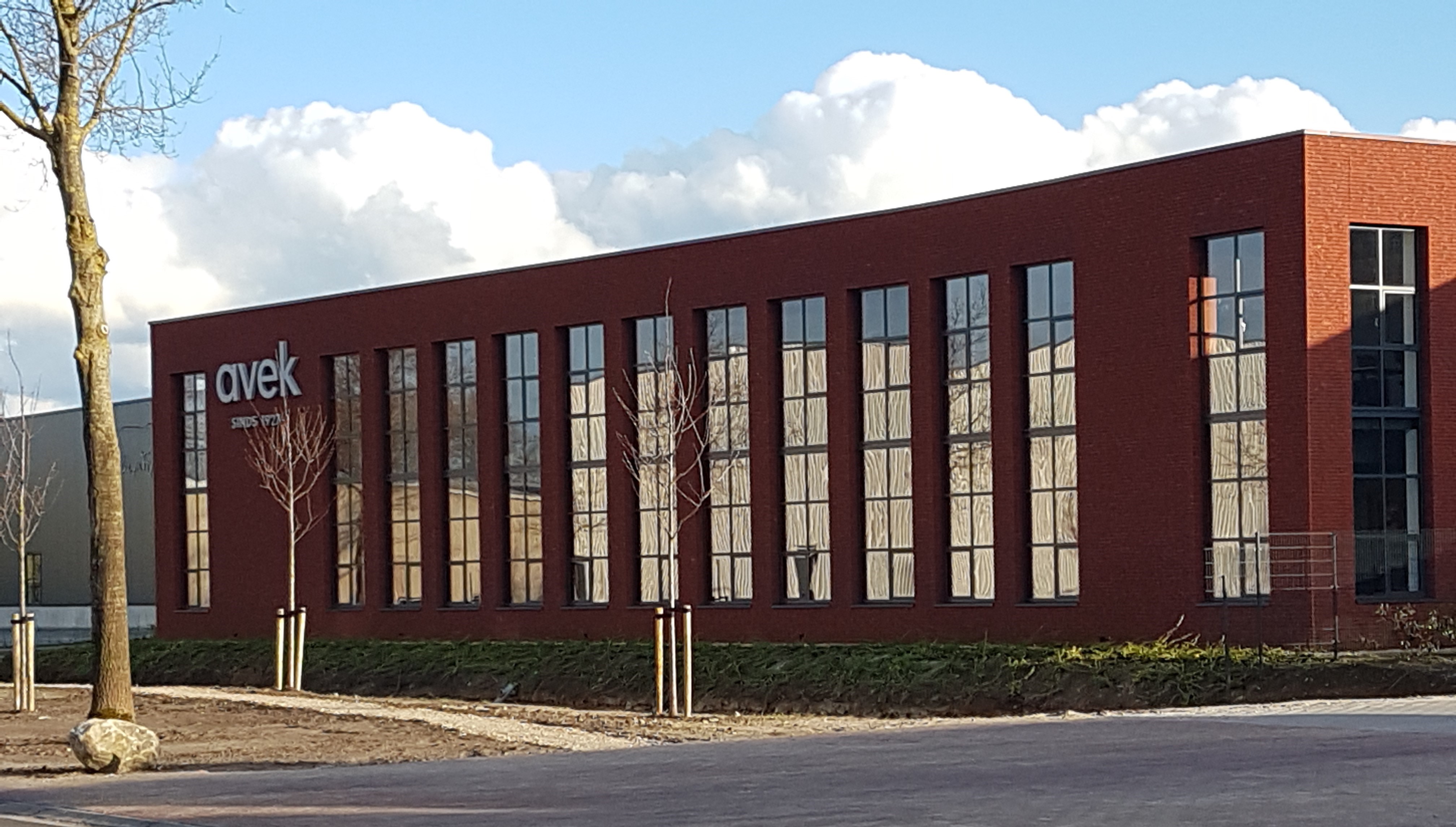 Nieuwe duurzame fabriek beddenfabrikant AVEK geopend